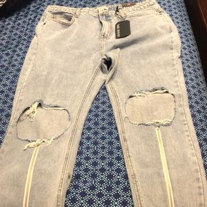 Size 13 women’s jeans never worn